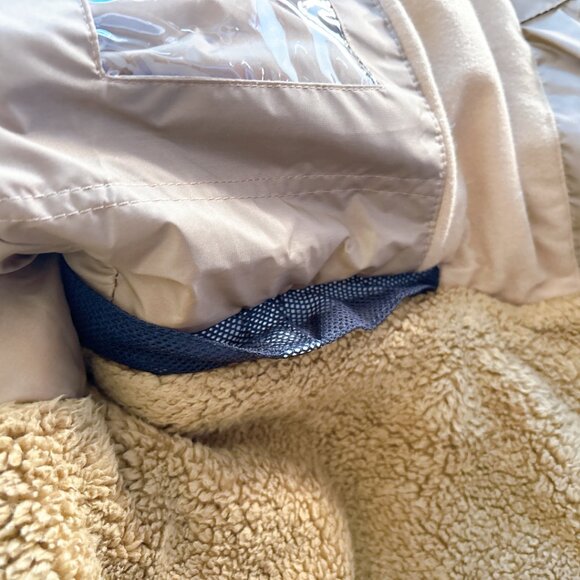 BRAND NEW 686 SNOW JACKET, SIZE S - Picture 12 of 14